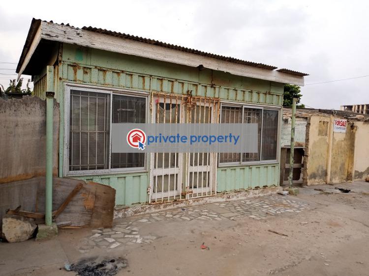5 bedroom Townhouse For Sale la Estate Alajo Accra (PID 8PAAQG