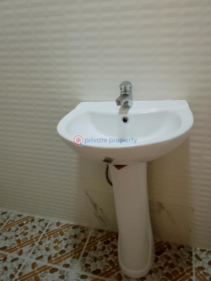 1 bedroom Apartment For Rent Teshie Bushroad Police Station Teshie-Nungua Estates Accra - 6