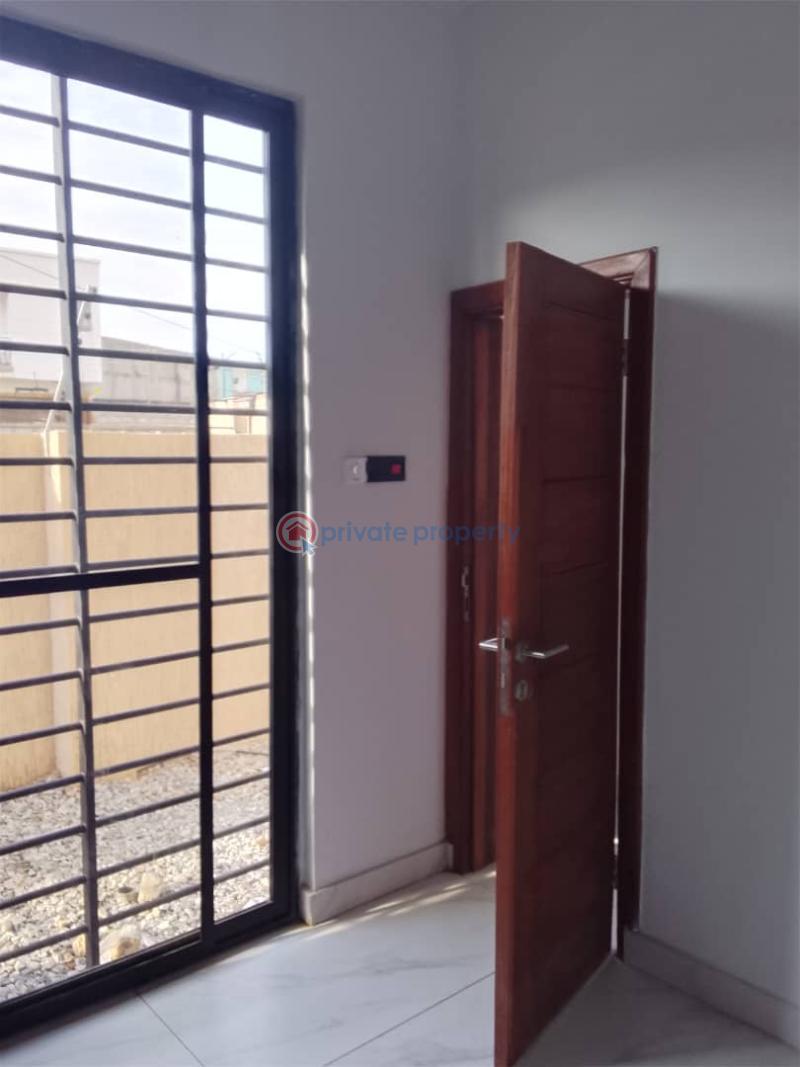 1 bedroom Apartment For Rent Tse Addo Round About Behind The Labadi Trade Fair Center Tse Addo Accra - 4