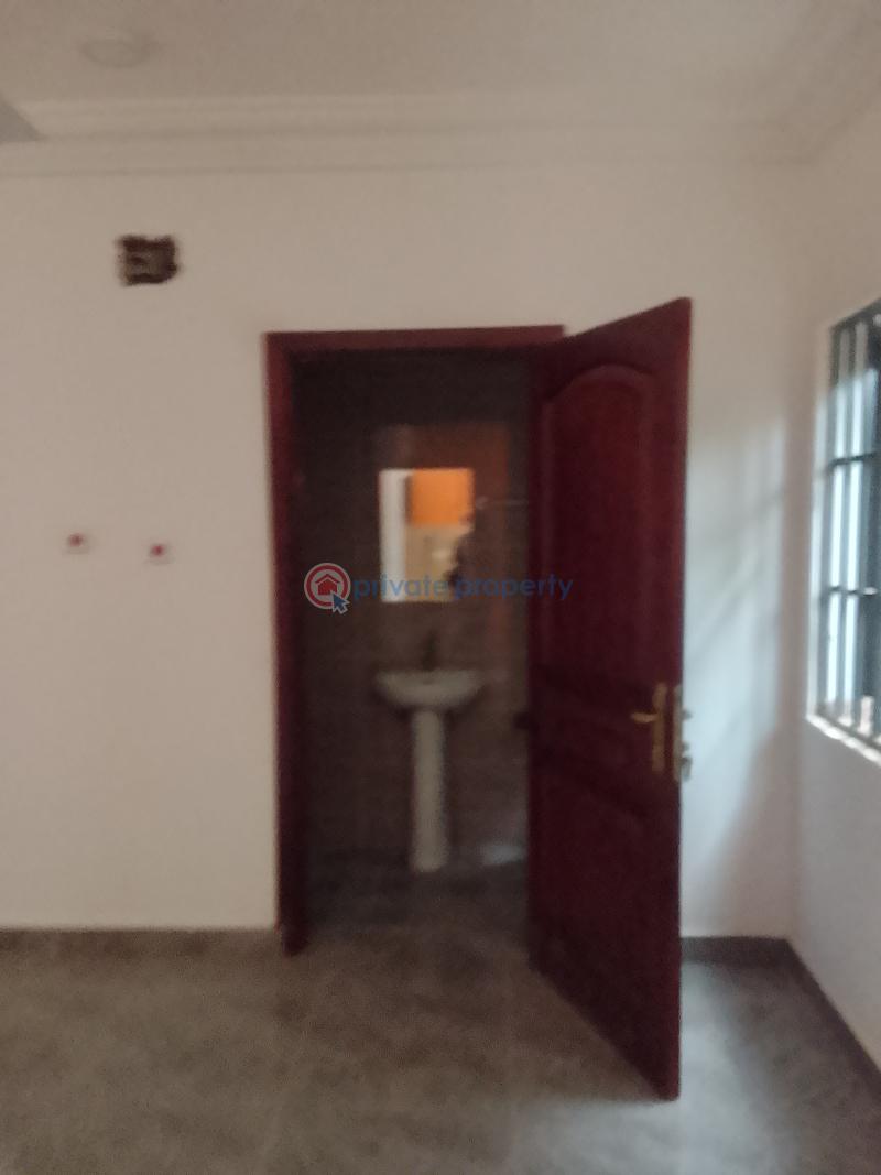 1 bedroom Apartment For Rent Rasta Bushroad Police Station Teshie-Nungua Estates Accra - 7