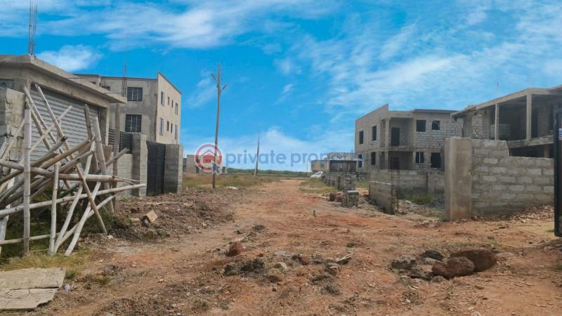 Mixed use Land For Sale Cedar Court Adom Estate comm 25 Tema Accra - 2
