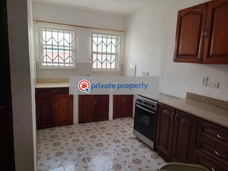 15 bedroom House For Sale Kwashieman Accra - 10