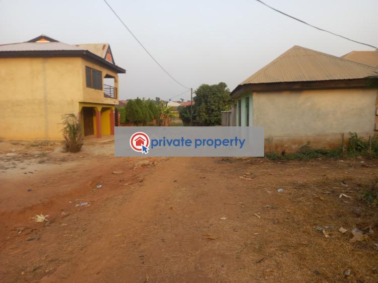 Land For Sale &nbsp;pakyi No 2. on Santasi Road. Kumasi Metropolitan Ashanti - 2