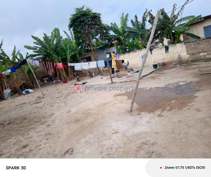 House For Sale Mangoase Area Awoshie Ga Central Municipal Accra - 1