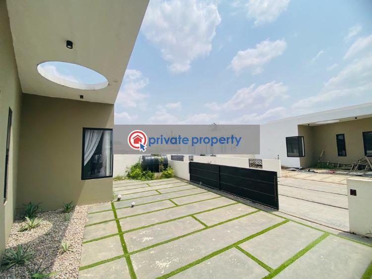 3 bedroom Detached Bungalow For Sale &nbsp;mmaidzorn Adjiringanor East Legon Accra - 16