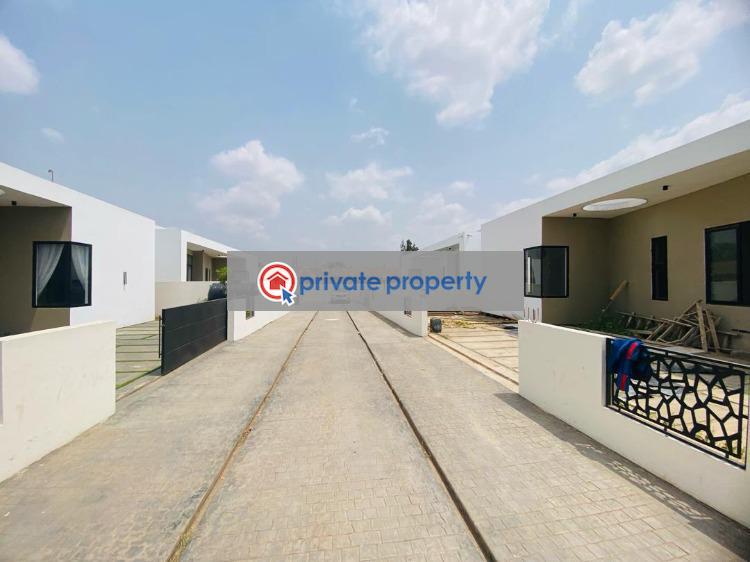 3 bedroom Detached Bungalow For Sale &nbsp;mmaidzorn Adjiringanor East Legon Accra - 22