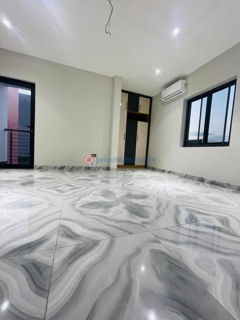 4 bedroom House For Sale Lakeside Estate Adenta Municipal Accra - 10