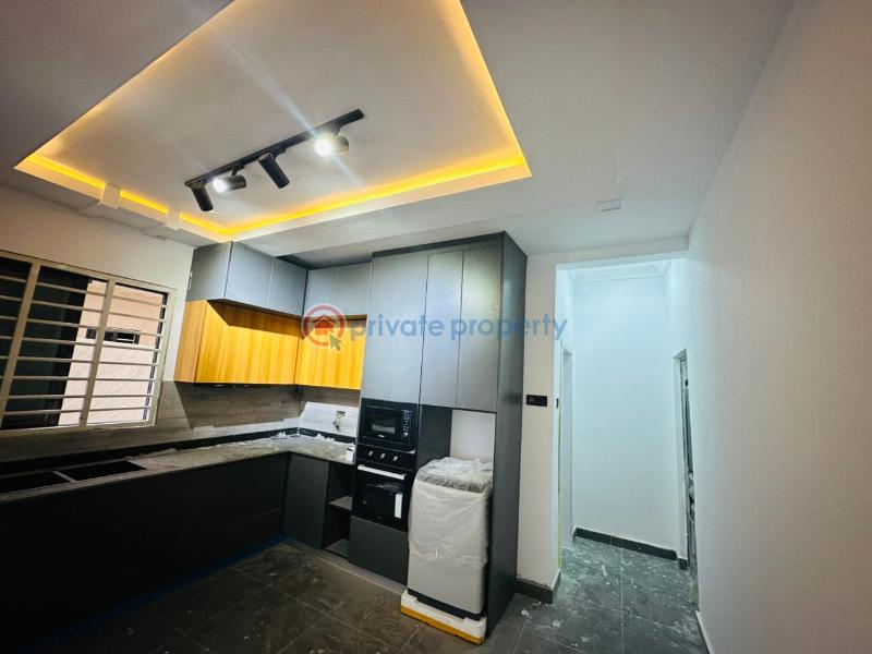 4 bedroom House For Sale Community 14 Lashibi Spintex Accra - 9