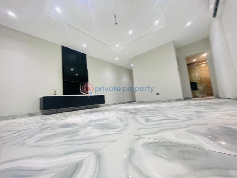 4 bedroom House For Sale Lakeside Estate Adenta Municipal Accra - 18