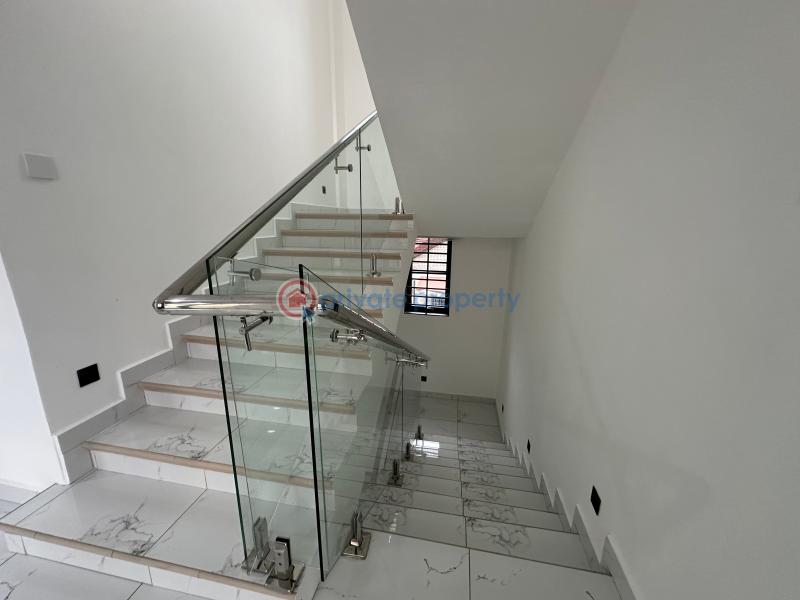 4 bedroom Townhouse For Rent American House, East Legon Bawaleshie Road East Legon Accra - 11