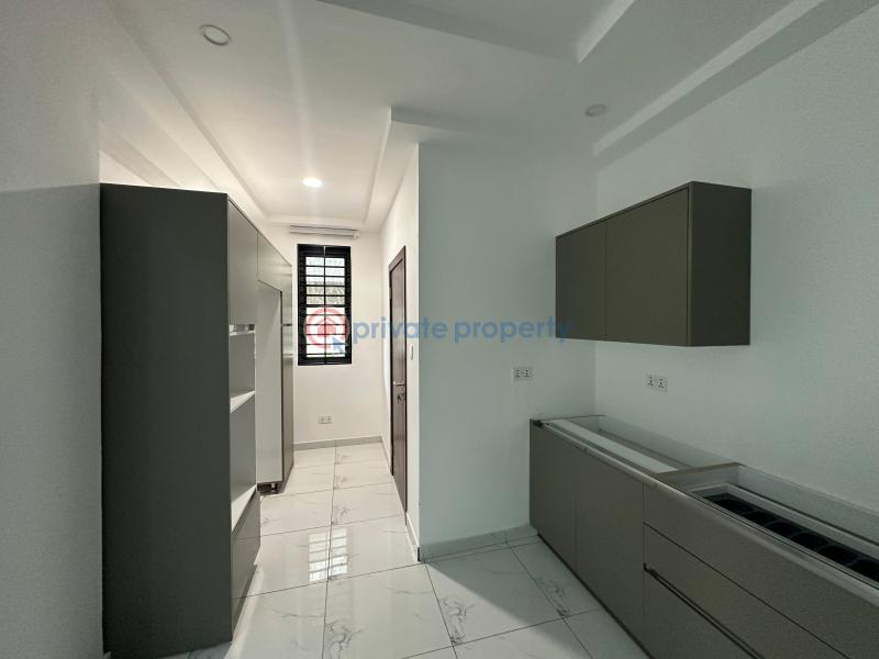 4 bedroom Townhouse For Rent American House, East Legon Bawaleshie Road East Legon Accra - 8