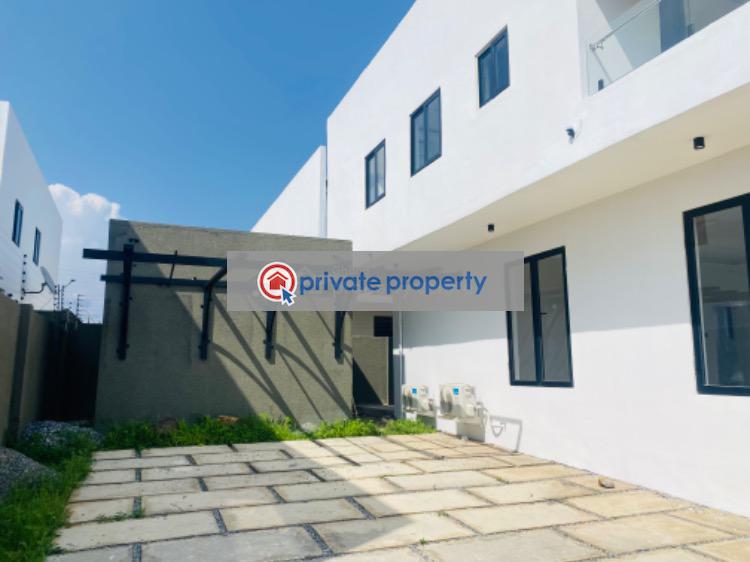 4 bedroom Detached Duplex For Sale &nbsp;behind East Airport Airport Residential Area Accra - 2