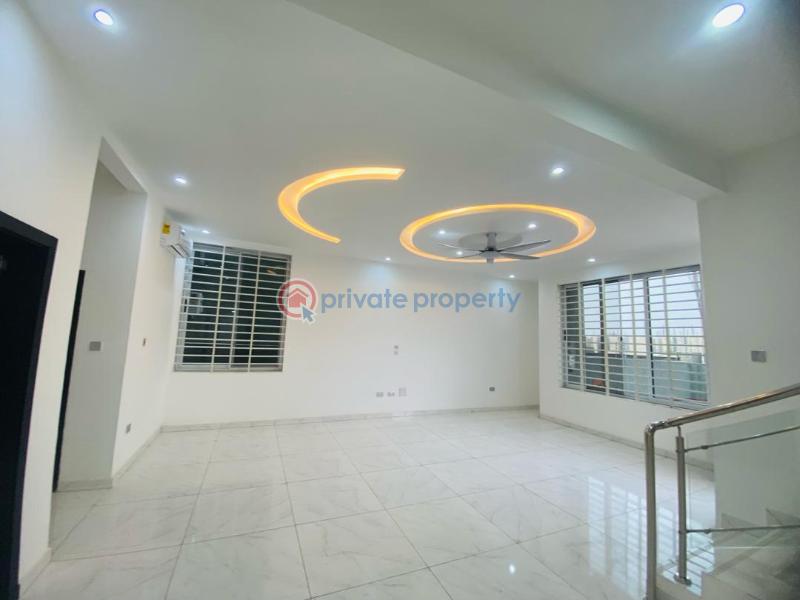 5 bedroom House For Sale Lakeside Estates. Adenta Municipal Accra - 3