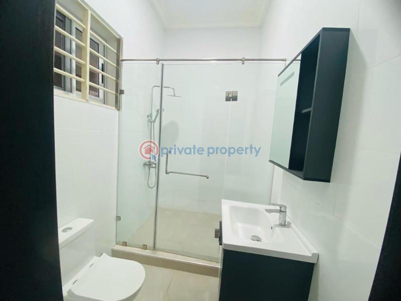 5 bedroom House For Sale Lakeside Estates. Adenta Municipal Accra - 17
