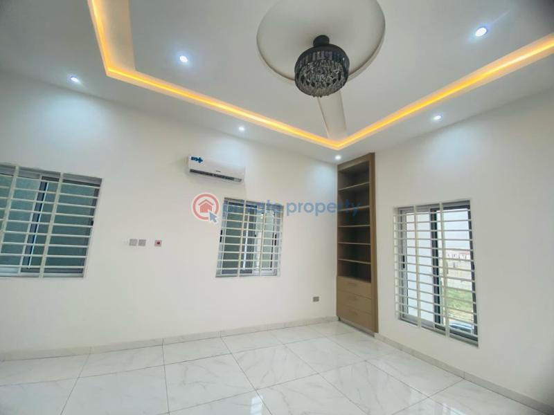 5 bedroom House For Sale Lakeside Estates. Adenta Municipal Accra - 10