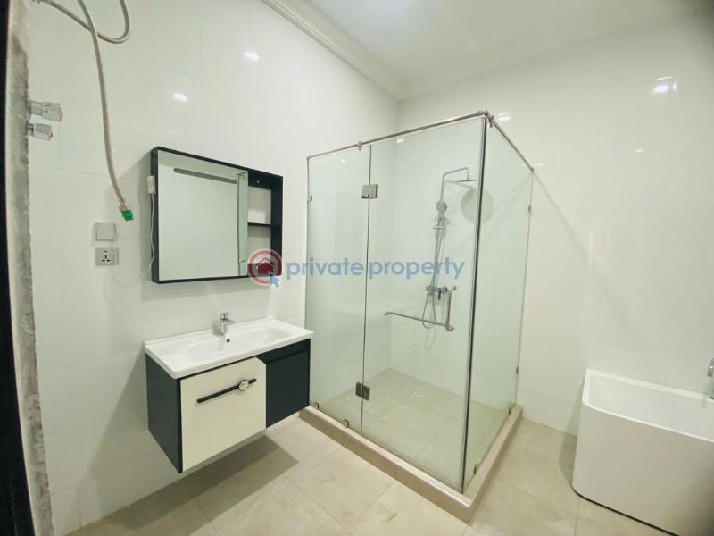 5 bedroom House For Sale Lakeside Estates. Adenta Municipal Accra - 18