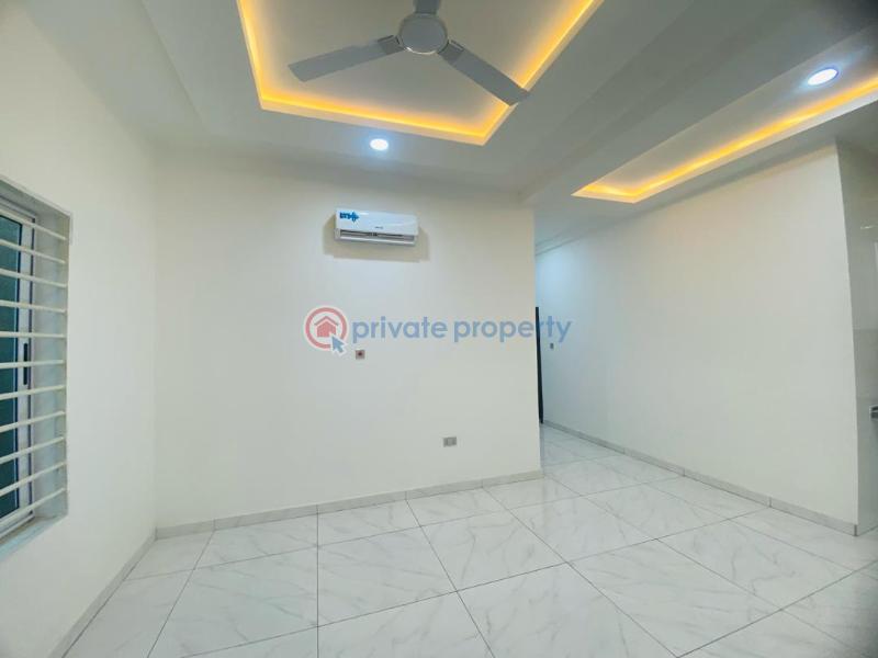 5 bedroom House For Sale Lakeside Estates. Adenta Municipal Accra - 11
