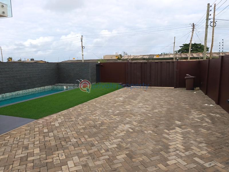 3 bedroom House For Rent South La Estate Opposite Labone Road Accra Metropolitan  - 3