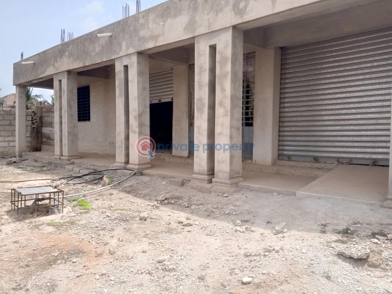 6 bedroom Apartment For Sale Ekyem /akokoamo Ejisu-Juaben Municipal Ashanti - 0