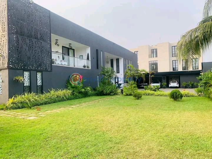 5 bedroom Townhouse For Rent Cantonments Accra - 4
