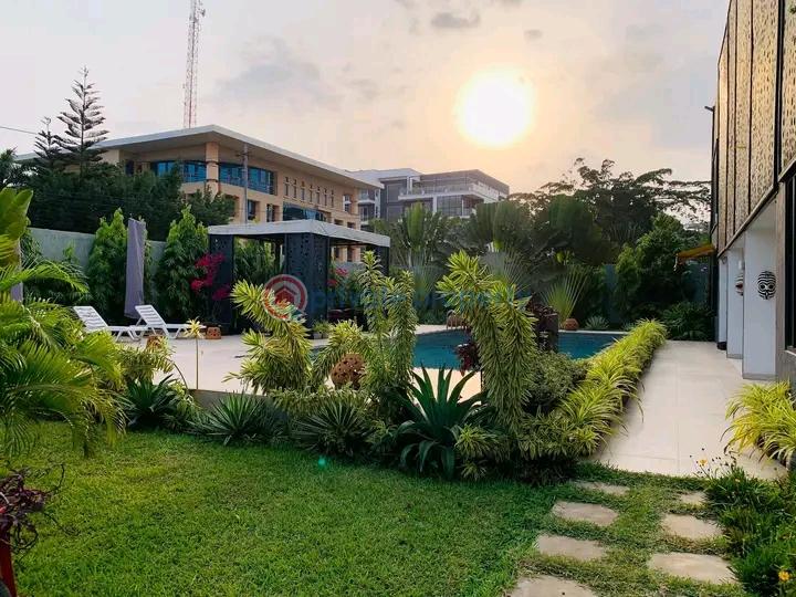 5 bedroom Townhouse For Rent Cantonments Accra - 2