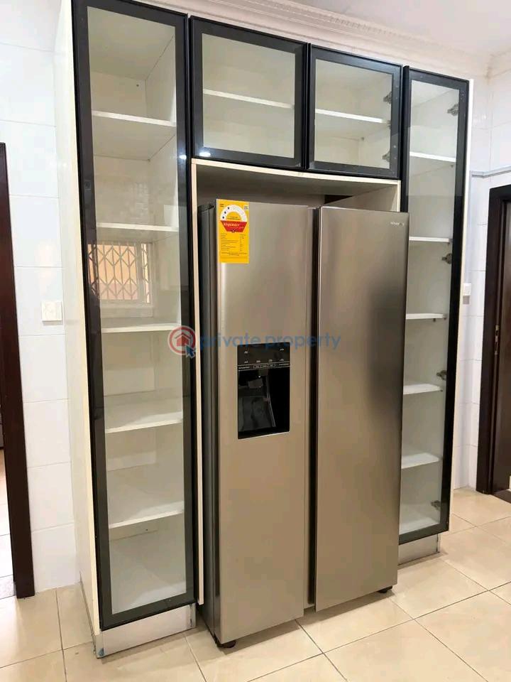 5 bedroom Townhouse For Rent Cantonments Accra - 3
