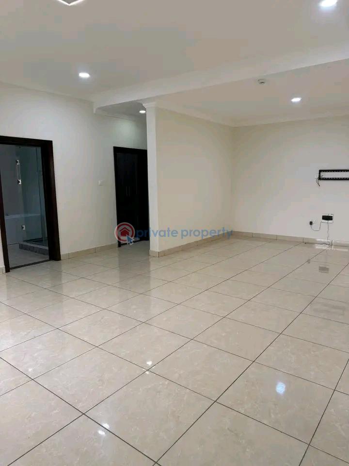 5 bedroom Townhouse For Rent Cantonments Accra - 1
