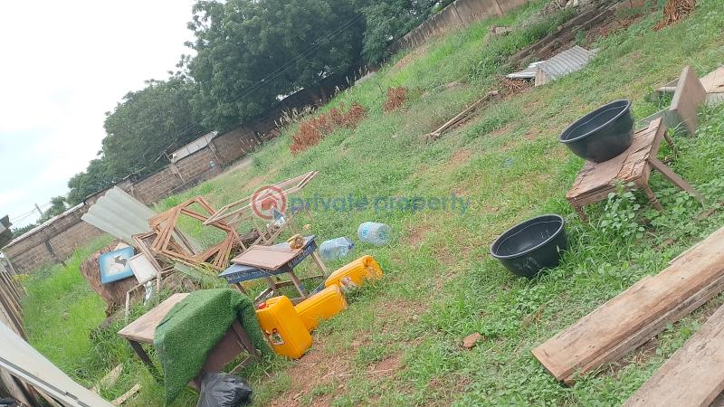Land For Sale North Dzurwulu Closed To Shiashi. North Dzorwulu Accra - 0