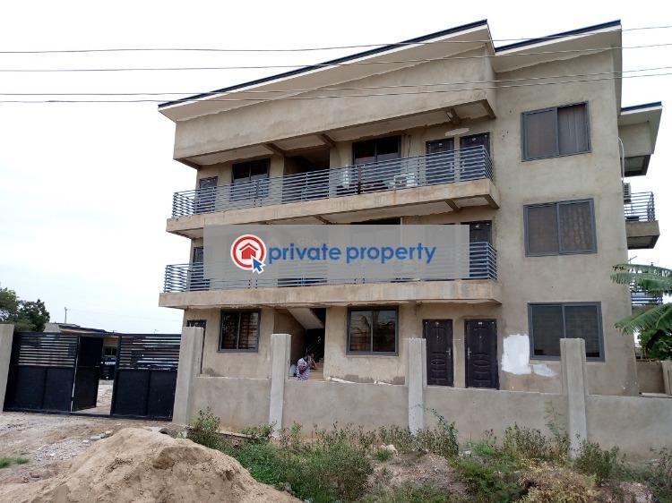9 bedroom House For Sale &nbsp;lashibi Sakumono Tema Accra - 0