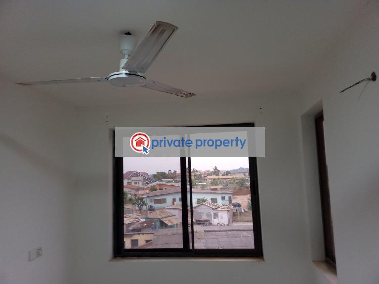 9 bedroom House For Sale &nbsp;lashibi Sakumono Tema Accra - 8