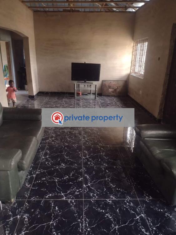 3 bedroom Detached Bungalow For Sale &nbsp;kasoa Police Station Accra Metropolitan  - 4
