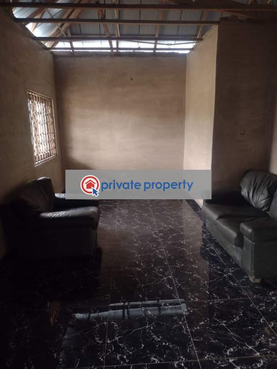 3 bedroom Detached Bungalow For Sale &nbsp;kasoa Police Station Accra Metropolitan  - 3