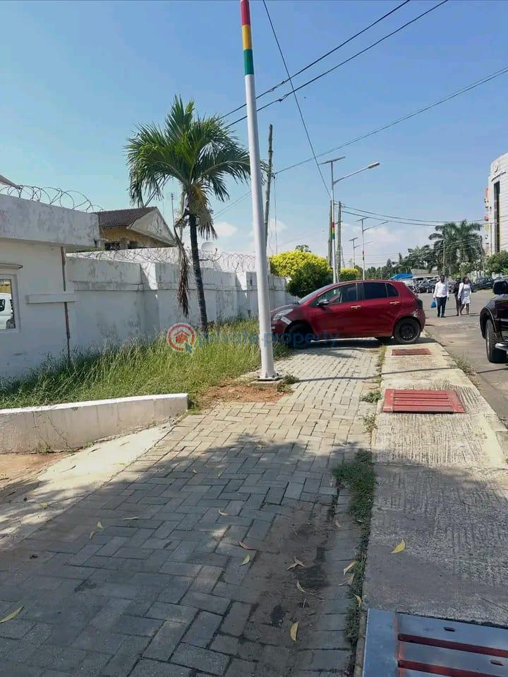 Land For Sale Cantonments Accra - 4