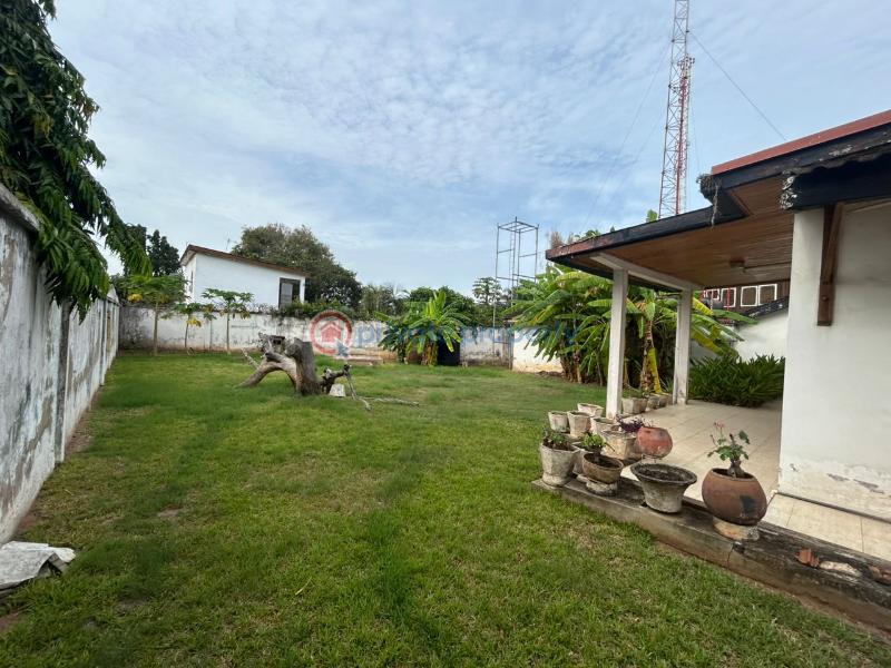 Land For Sale Osu Accra - 0