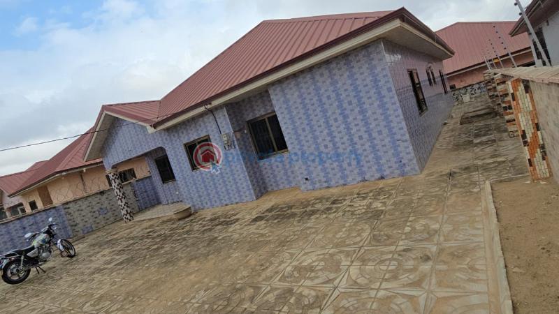 2 bedroom House For Sale Adom Estate Kasoa Awutu-Senya East Central Region - 5