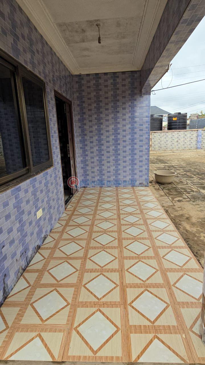 2 bedroom House For Sale Adom Estate Kasoa Awutu-Senya East Central Region - 1