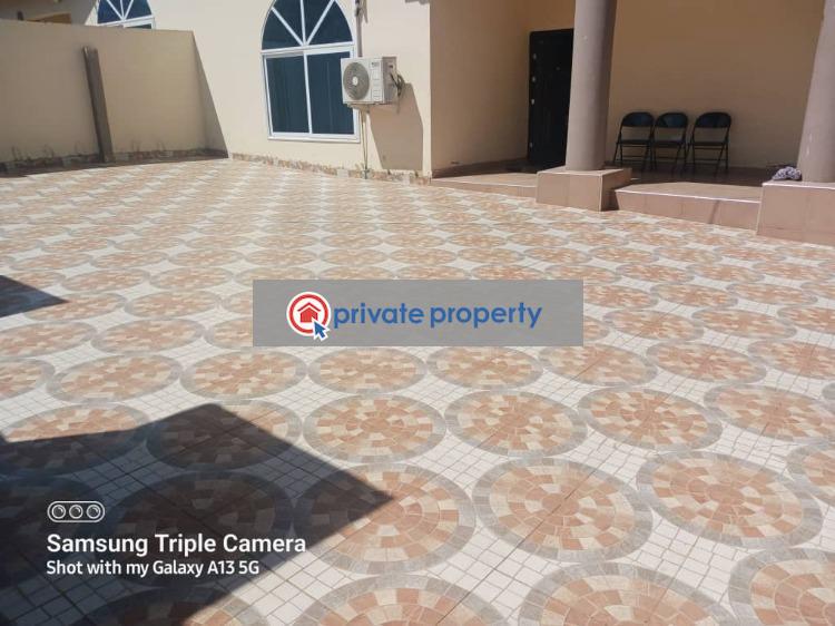 2 bedroom Semi detached Bungalow For Sale &nbsp;kwabenya Acp Accra Metropolitan  - 4