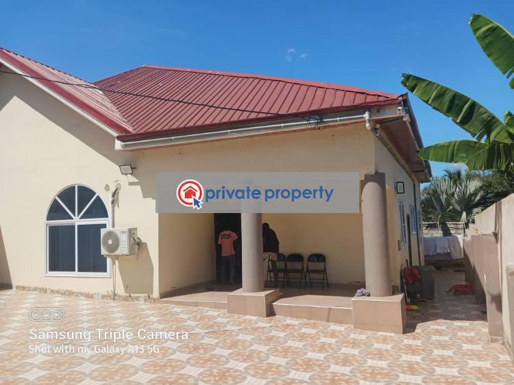 2 bedroom Semi detached Bungalow For Sale &nbsp;kwabenya Acp Accra Metropolitan  - 7