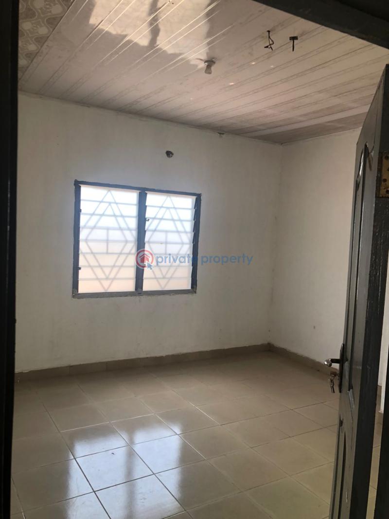 2 bedroom House For Sale Blue Top Estate Kasoa Awutu-Senya East Central Region - 3
