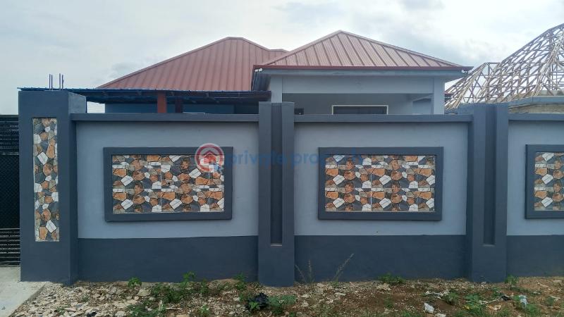 3 bedroom House For Sale Opeikuma Kasoa Awutu-Senya East Central Region - 4