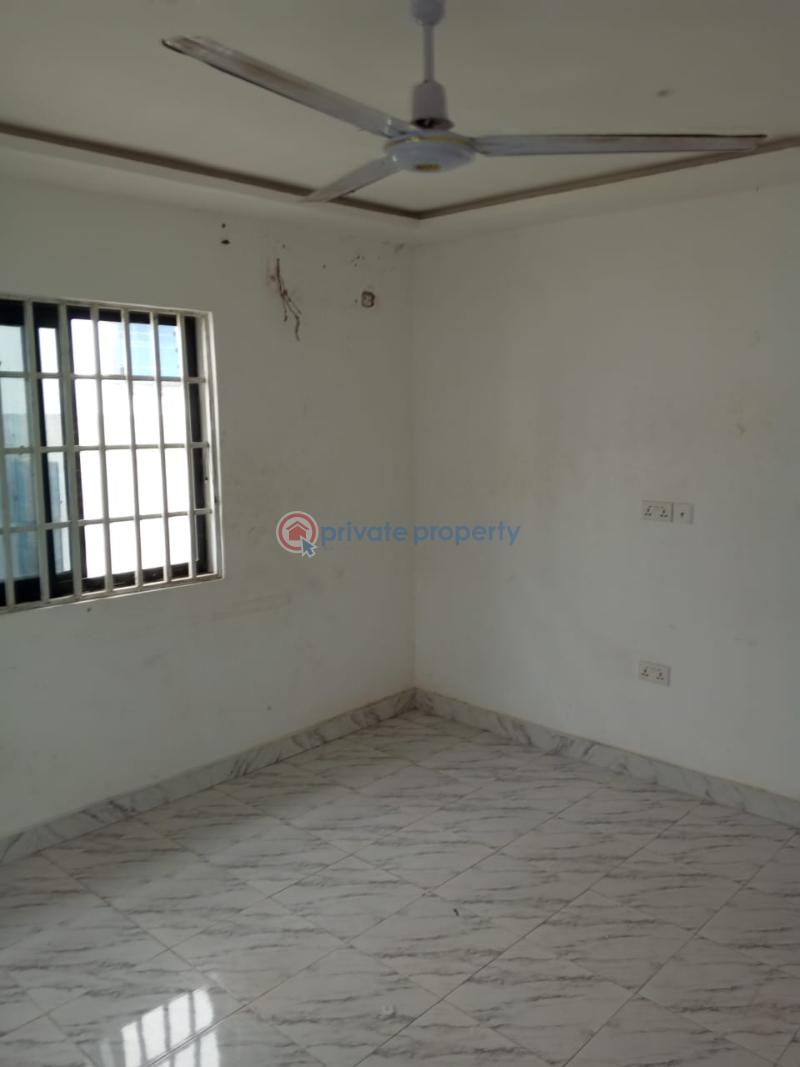 3 bedroom Detached Bungalow For Sale Kasoa Cp Gomoa East Central Region - 5