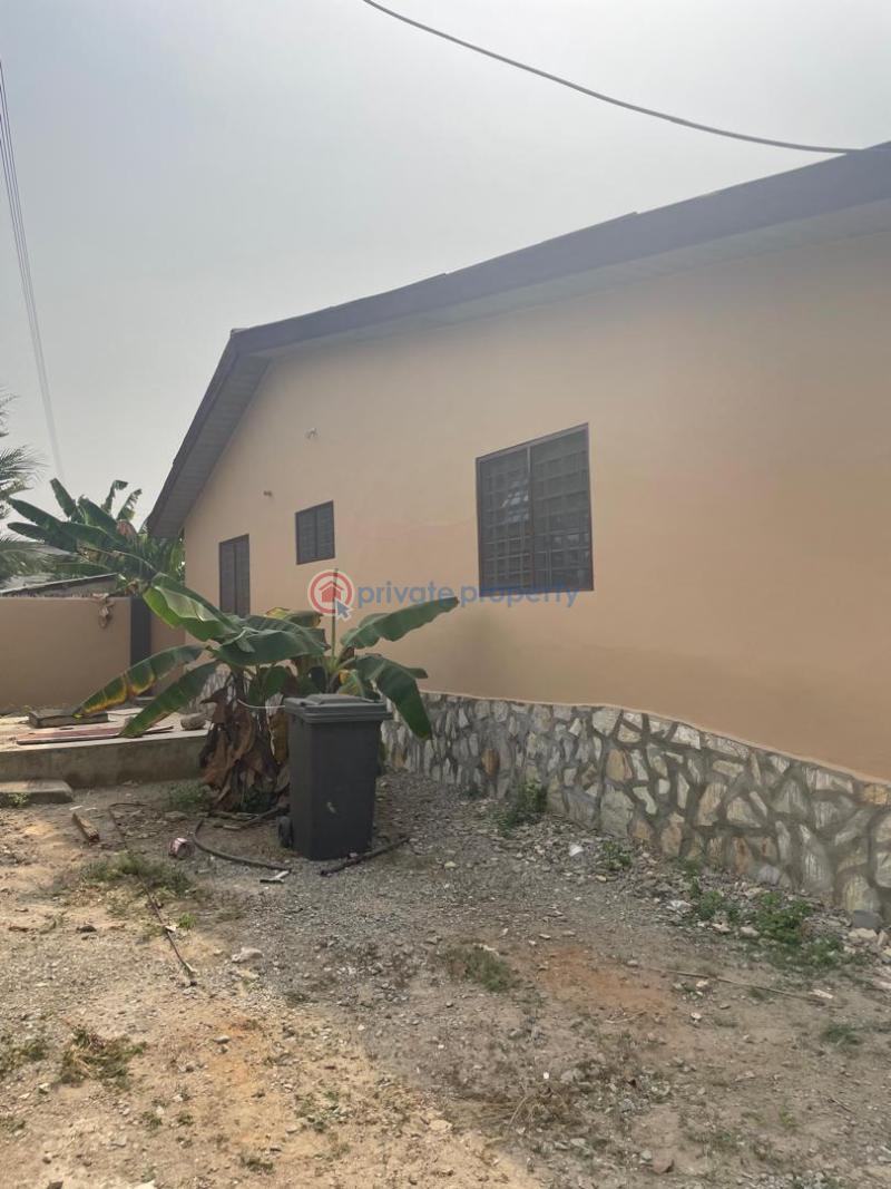 5 bedroom House For Sale Kakraba Kasoa Awutu-Senya East Central Region - 8