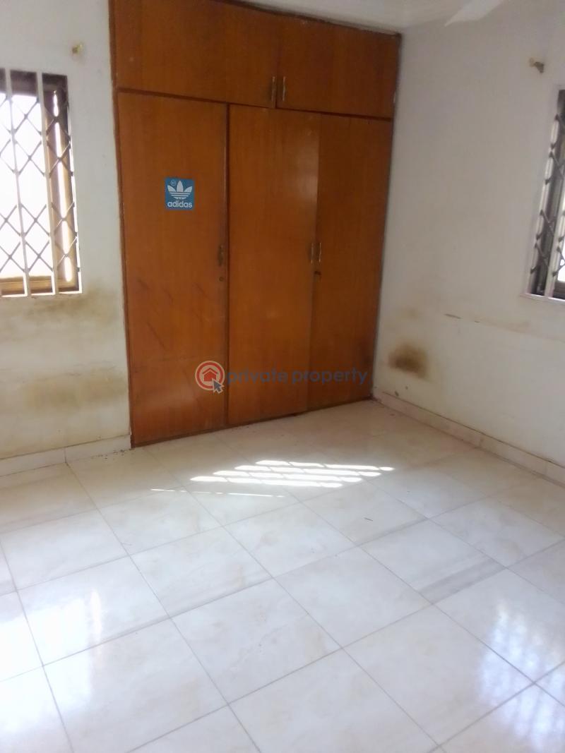 5 bedroom House For Sale Bulemin Area Gbawe Accra Metropolitan  - 13