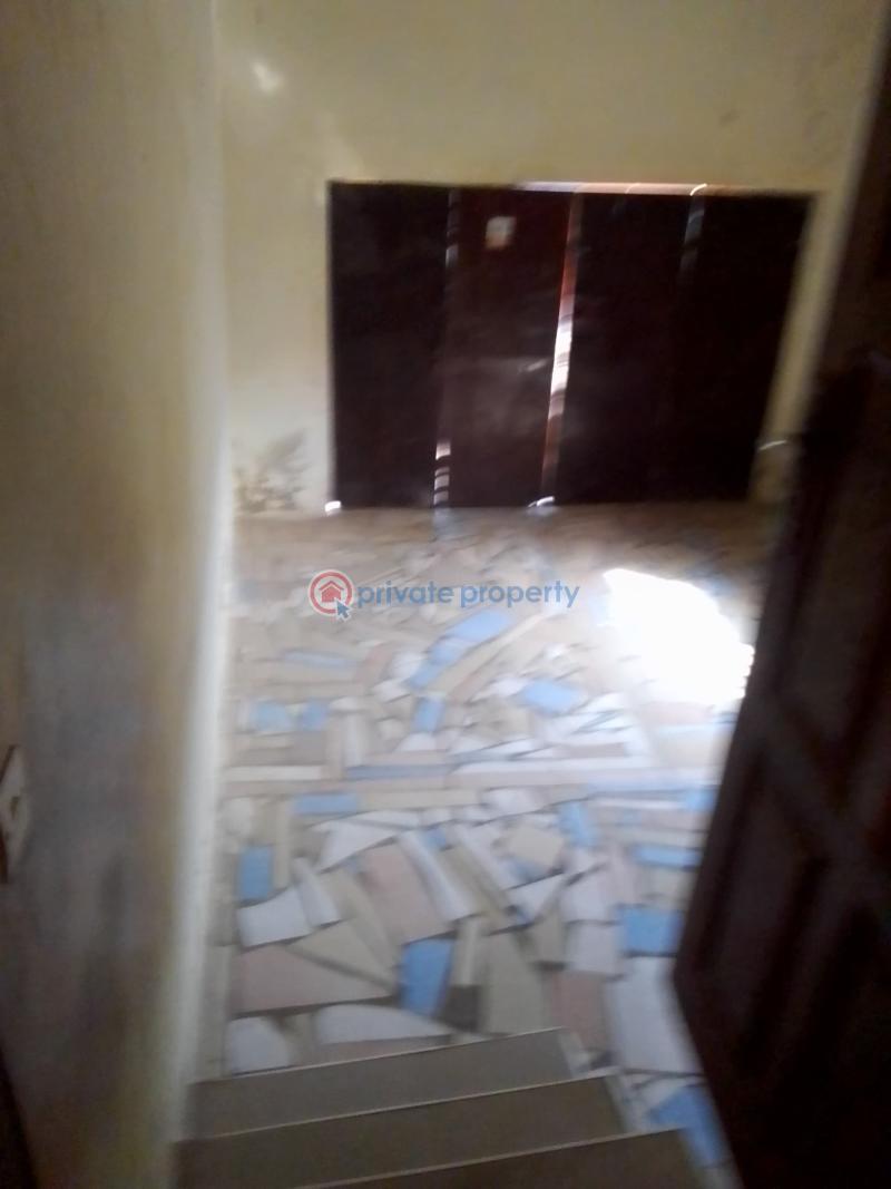 5 bedroom House For Sale Bulemin Area Gbawe Accra Metropolitan  - 6