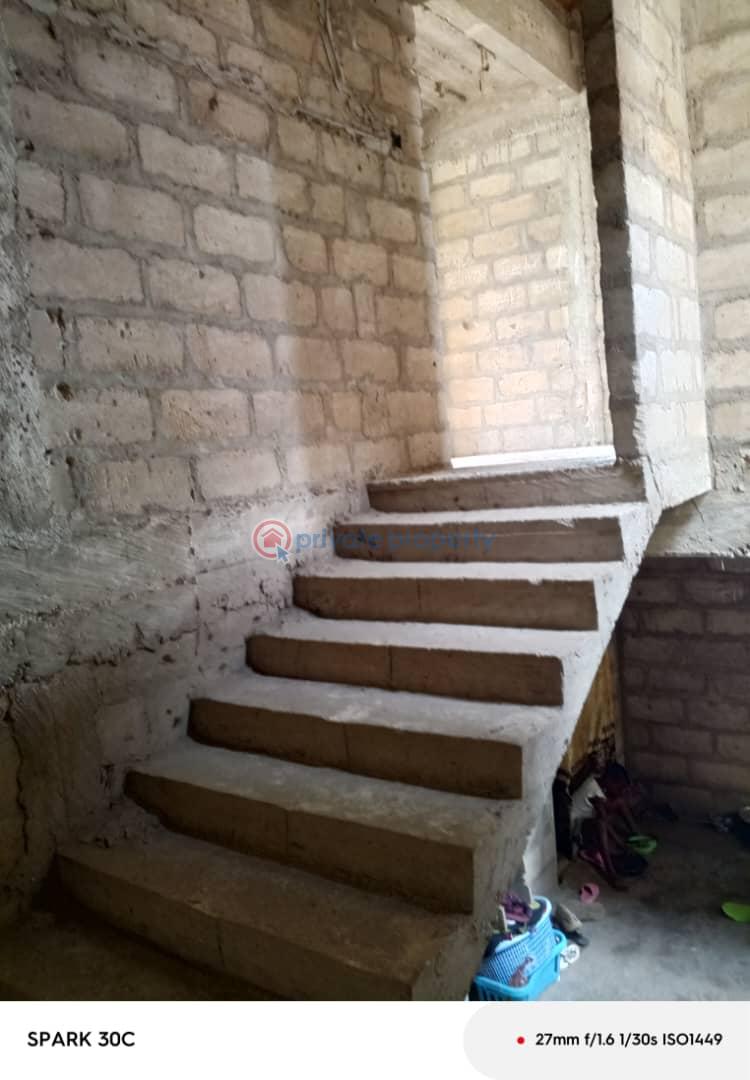 5 bedroom House For Sale Gbawe C Connie Last Stop Ga South Municipal Accra - 4