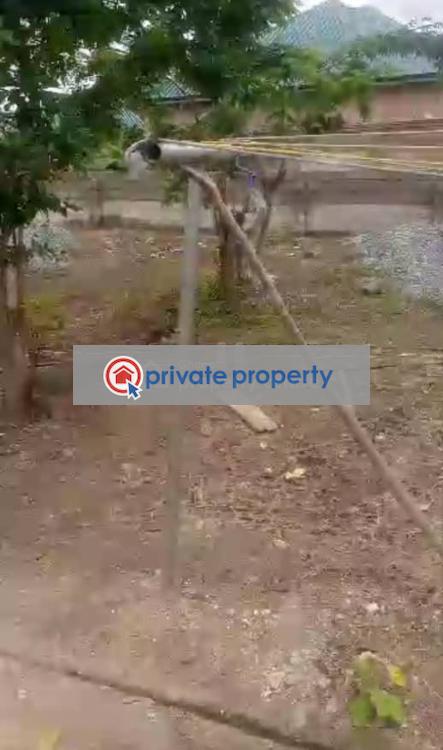5 bedroom Detached Bungalow For Sale &nbsp;pokuase Police Station Accra Metropolitan  - 3