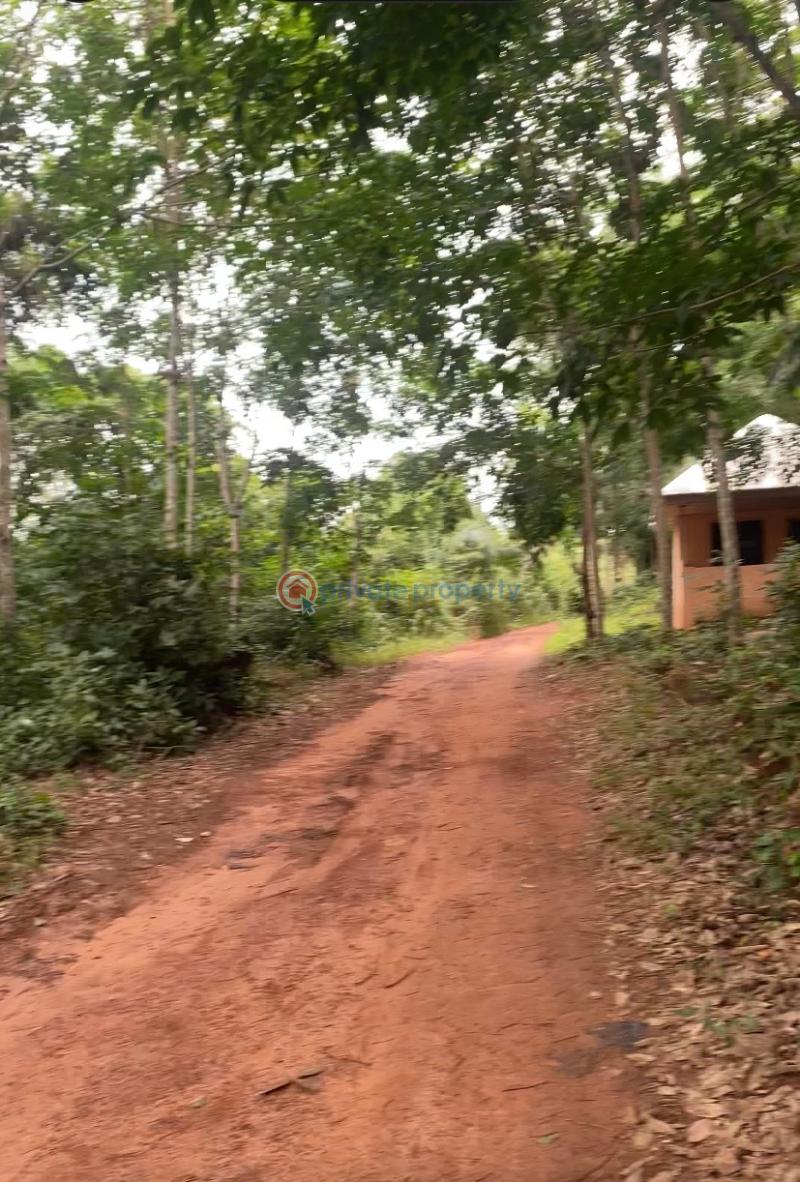 Land For Sale Adukrom Akuapim North Eastern Region - 2