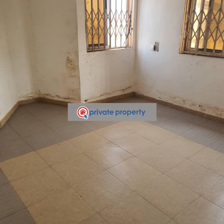 6 bedroom Detached Bungalow For Sale &nbsp;kasoa Police Station Accra Metropolitan  - 6