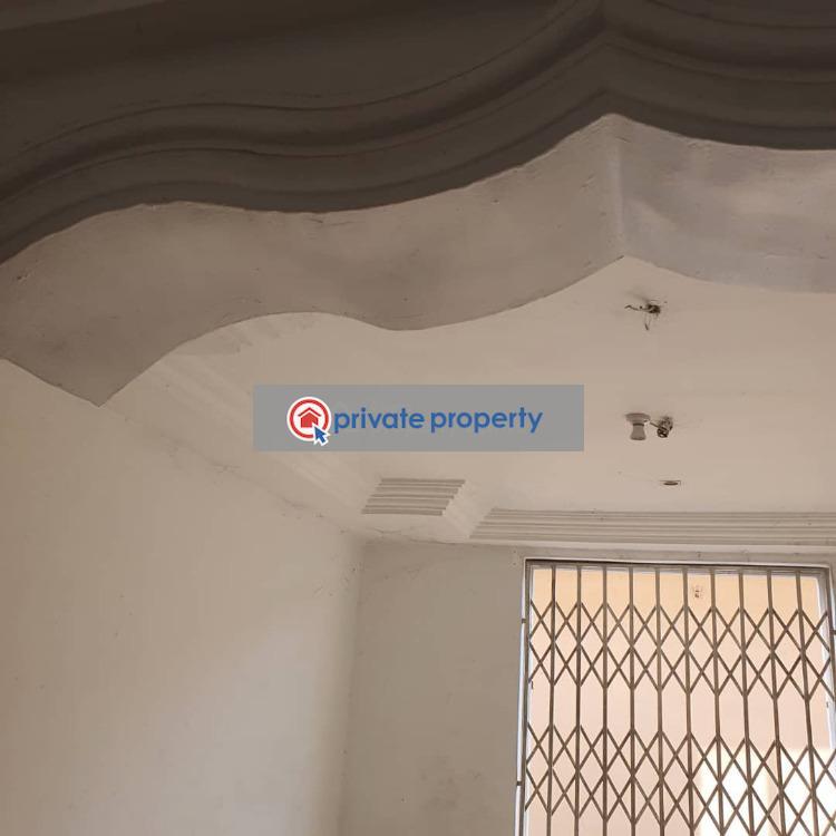 6 bedroom Detached Bungalow For Sale &nbsp;kasoa Police Station Accra Metropolitan  - 2