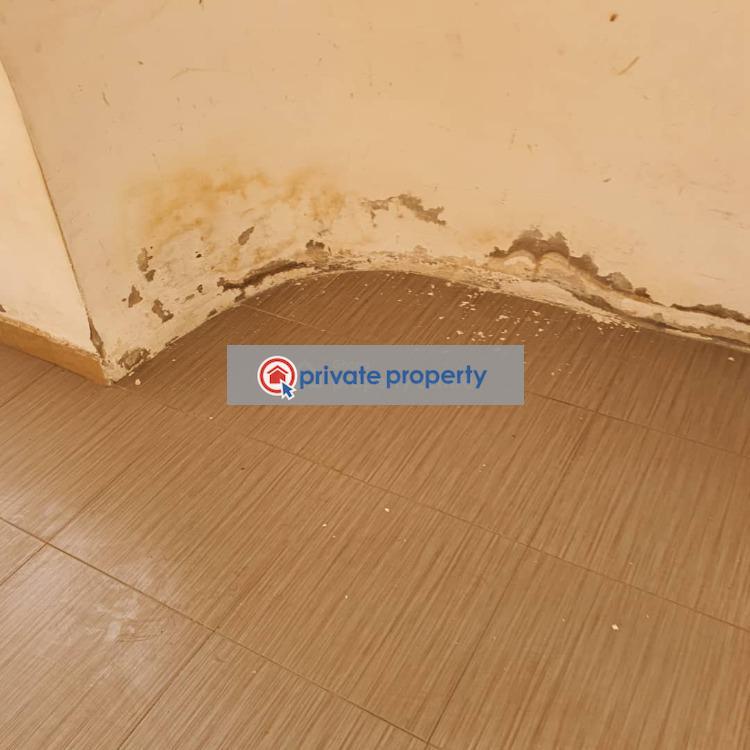 6 bedroom Detached Bungalow For Sale &nbsp;kasoa Police Station Accra Metropolitan  - 1